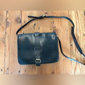 Elegant Black Leather Cross-Body Bag